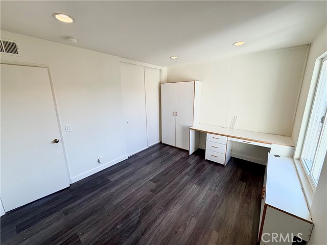 8782 La Zana Court, Fountain Valley CA: https://media.crmls.org/medias/e2484843-398c-4ac8-863b-bfc3e9a2e8c5.jpg