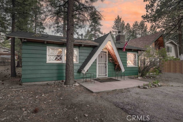 Detail Gallery Image 2 of 29 For 308 W Mojave Bld, Big Bear City,  CA 92314 - 2 Beds | 1 Baths