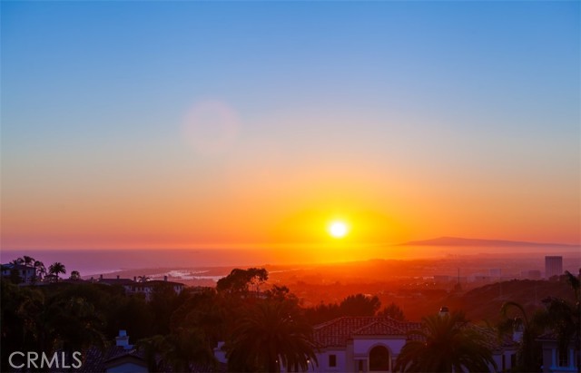 Detail Gallery Image 5 of 61 For 5 Telescope, Newport Coast,  CA 92657 - 4 Beds | 4/1 Baths