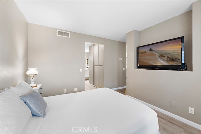 192 S Cross Creek Road, Orange CA: https://media.crmls.org/medias/e249394a-453b-471e-b930-f8daef4ed426.jpg