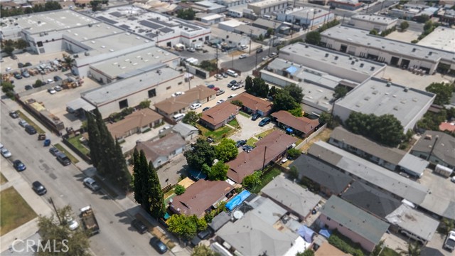 2424 Continental Avenue, South El Monte CA: https://media.crmls.org/medias/e249a05b-d599-428c-88c8-aaf09bd0f9cf.jpg