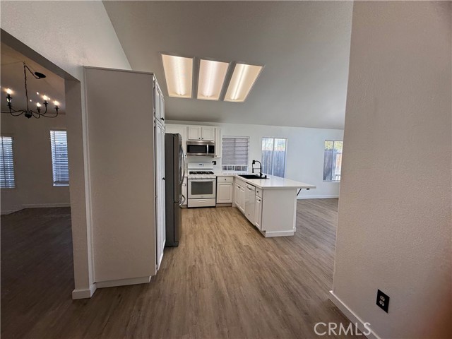 Detail Gallery Image 5 of 22 For 24518 Westhaven Ct, Murrieta,  CA 92562 - 3 Beds | 2 Baths