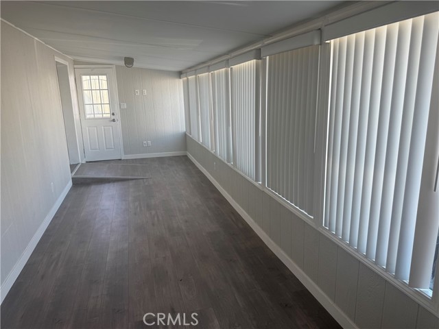 8819 Park, Bellflower CA: https://media.crmls.org/medias/e24ba397-529a-4b32-86cf-9525a8b873aa.jpg