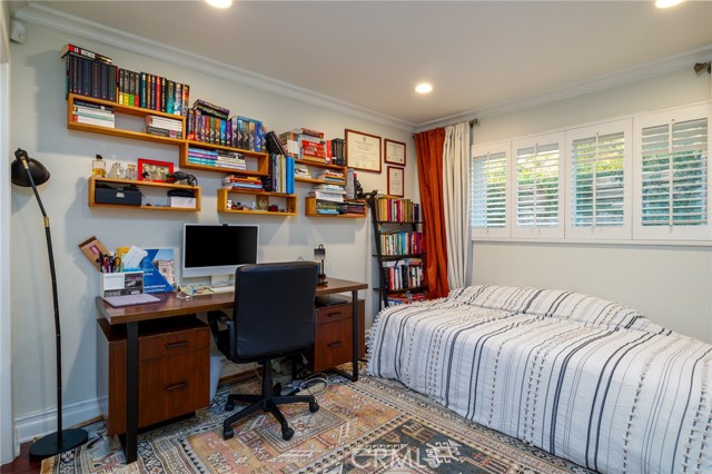 Detail Gallery Image 29 of 52 For 11810 Babbitt, Granada Hills,  CA 91344 - 4 Beds | 4 Baths