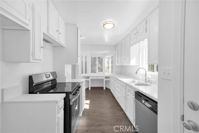 Detail Gallery Image 14 of 37 For 6475 Cerritos, Long Beach,  CA 90805 - 3 Beds | 2 Baths