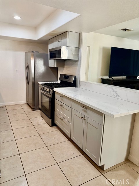 22556 Parkmead, Palm Springs, CA 92262