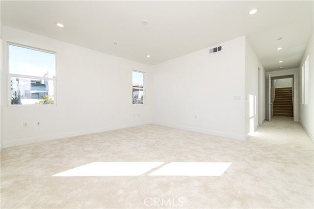 Detail Gallery Image 22 of 37 For 466 Lobata, Irvine,  CA 92618 - 4 Beds | 3/1 Baths