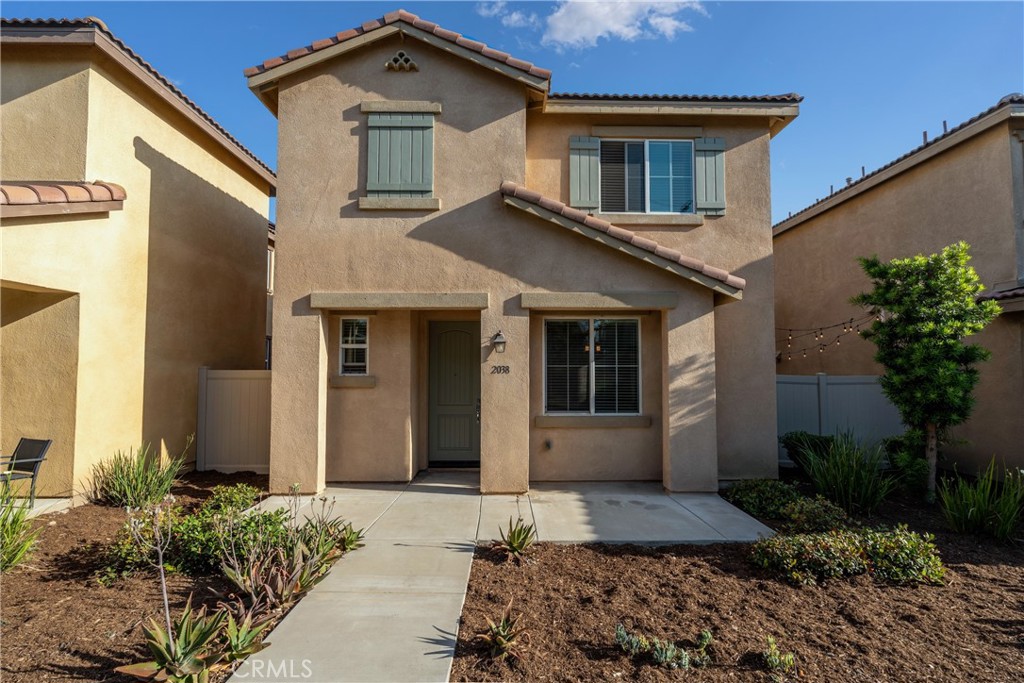 2038 Mesquite Lane