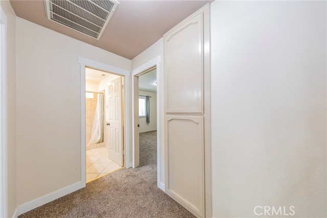 36763 Venado Drive, Coarsegold CA: https://media.crmls.org/medias/e24f6172-2755-47d8-b191-a3f4d7a25e97.jpg