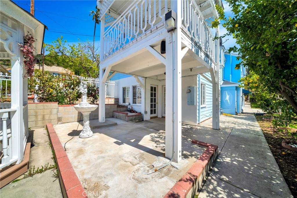 1521 N Columbus Avenue Glendale img 38