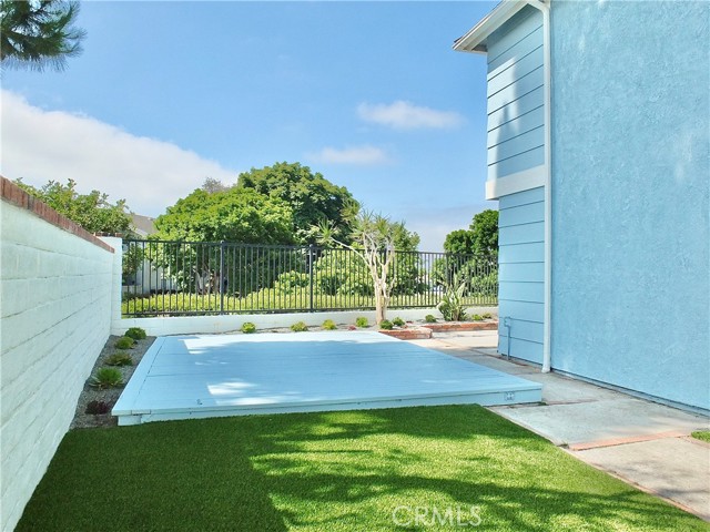 35 Bawley Street, Laguna Niguel CA: https://media.crmls.org/medias/e2515d16-0ee4-4ed9-b9aa-c3d07f9f4854.jpg