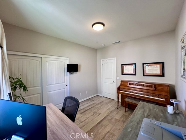 Detail Gallery Image 33 of 75 For 45725 Middle Gate Ct, Temecula,  CA 92592 - 5 Beds | 3 Baths