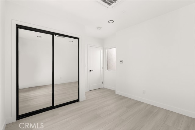 Detail Gallery Image 28 of 33 For 7943 Ledge Ave, Sun Valley,  CA 91352 - 3 Beds | 3 Baths