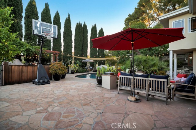 Detail Gallery Image 26 of 31 For 24630 Kittridge St, West Hills,  CA 91307 - 5 Beds | 3 Baths