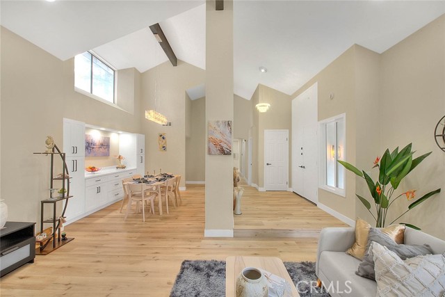 6087 Carol Avenue, Rancho Cucamonga CA: https://media.crmls.org/medias/e252cc55-a982-41d6-a9d6-11468503e4c6.jpg