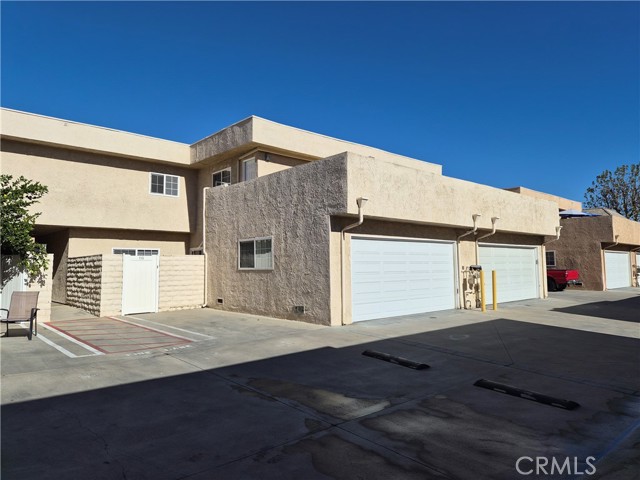 Detail Gallery Image 33 of 33 For 7615 Glade Ave #115,  Canoga Park,  CA 91304 - 3 Beds | 2/1 Baths