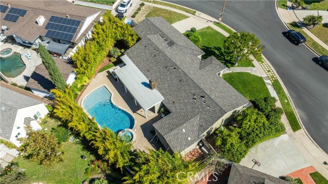 Detail Gallery Image 3 of 40 For 1032 Saint John Pl, North Tustin,  CA 92705 - 4 Beds | 2/1 Baths