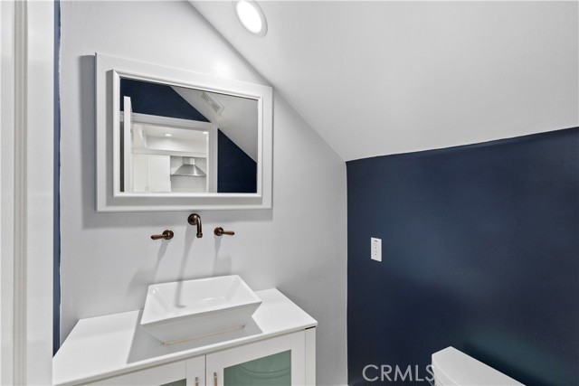 Detail Gallery Image 16 of 34 For 504 Marguerite Ave, Corona Del Mar,  CA 92625 - 3 Beds | 2/1 Baths