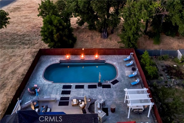 19666 Mountain S, Hidden Valley Lake CA: https://media.crmls.org/medias/e2565d0e-c5e6-4751-8b81-e813b6c9079a.jpg