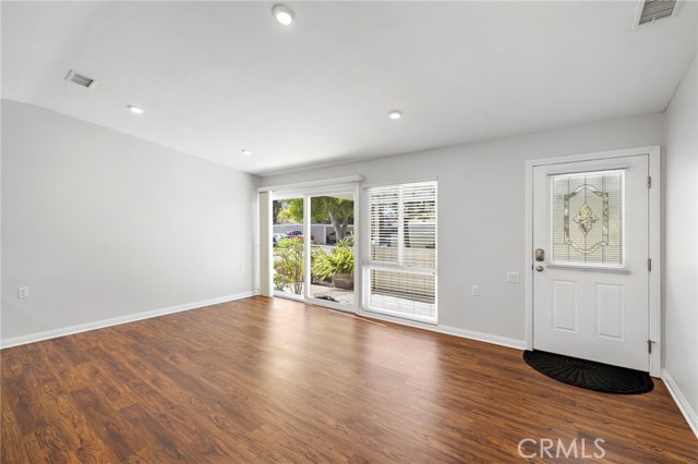 105 Via Estrada, Laguna Woods CA: https://media.crmls.org/medias/e2584567-97fa-445f-a7e0-9db6acec95ab.jpg