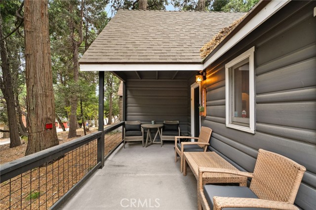 782 W Village, Crestline, CA 92325