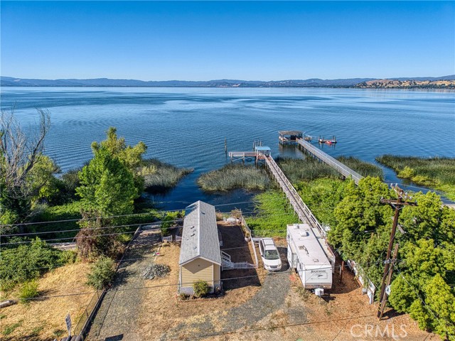 2630 Lakeshore Boulevard, Upper Lake CA: https://media.crmls.org/medias/e258dfc0-6e74-49ea-842e-d7fdd27de0ff.jpg