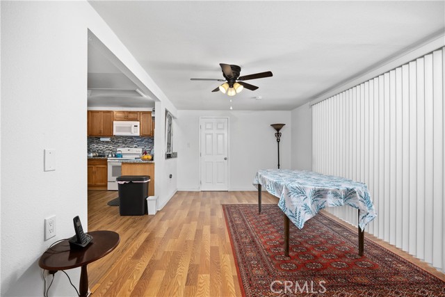 26095 Fairlane Drive, Menifee CA: https://media.crmls.org/medias/e2599cb3-f407-413f-b83c-370223e2f648.jpg