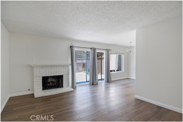 Detail Gallery Image 4 of 21 For 2656 Monterey Pl, Fullerton,  CA 92833 - 3 Beds | 2/1 Baths