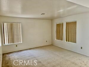 Detail Gallery Image 4 of 28 For 37733 Harvey St, Palmdale,  CA 93550 - 3 Beds | 3 Baths