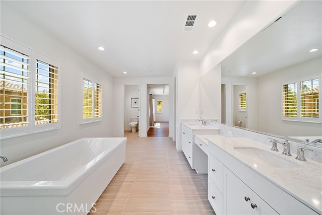 Detail Gallery Image 32 of 42 For 66 Poncho, Irvine,  CA 92602 - 4 Beds | 4/1 Baths