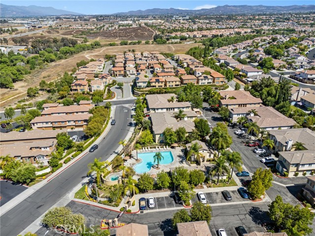 26390 Arboretum Way, Murrieta CA: https://media.crmls.org/medias/e25b9347-cd67-40f4-97f0-0218533714c5.jpg