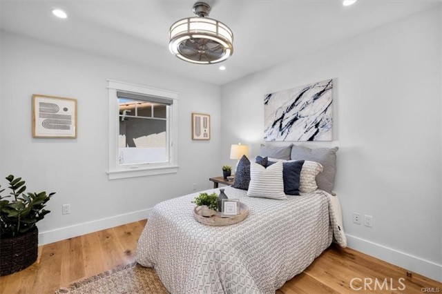 332 Calle Mayor, Redondo Beach CA: https://media.crmls.org/medias/e25c0601-ee7e-4d45-8501-c8eaba2a3617.jpg