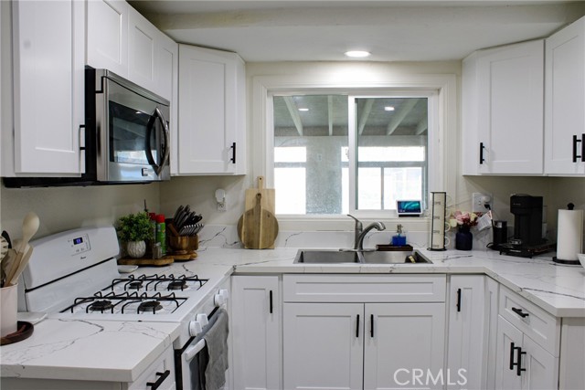 Detail Gallery Image 10 of 30 For 26917 Yale St, Hemet,  CA 92544 - 3 Beds | 1 Baths