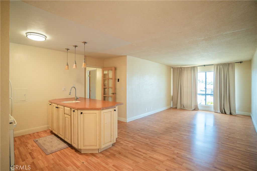 5585 E Pacific Coast #161