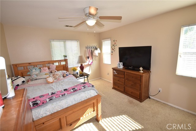 1886 Mount Verdugo Lane, Perris CA: https://media.crmls.org/medias/e25da62a-bbe2-4cba-a5b2-1f7c6cf23580.jpg
