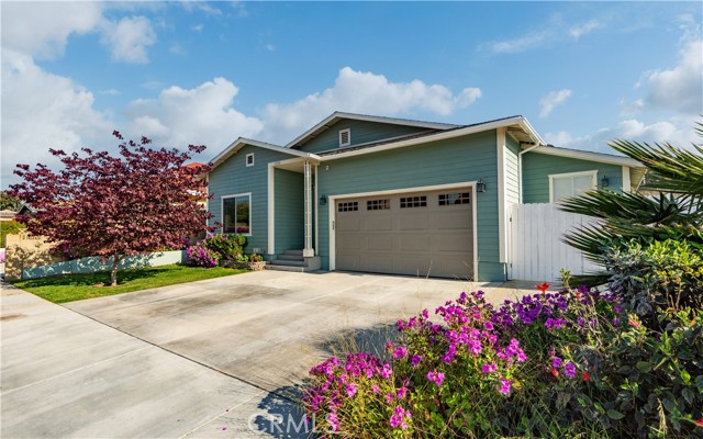Detail Gallery Image 1 of 20 For 1224 243rd St, Harbor City,  CA 90710 - 3 Beds | 2/1 Baths
