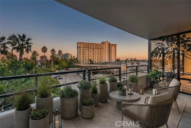 Detail Gallery Image 27 of 59 For 4337 Marina City Dr #149,  Marina Del Rey,  CA 90292 - 3 Beds | 2 Baths