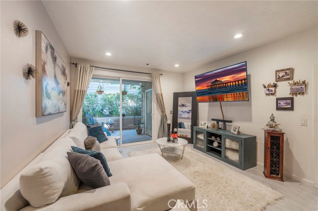 Detail Gallery Image 11 of 51 For 20371 Bluffside Cir #101,  Huntington Beach,  CA 92646 - 1 Beds | 1 Baths