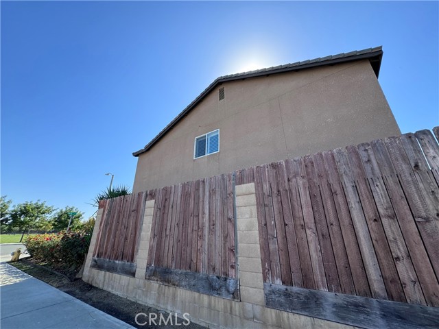 Detail Gallery Image 10 of 45 For 2116 Palio St, Delano,  CA 93215 - 4 Beds | 2/1 Baths