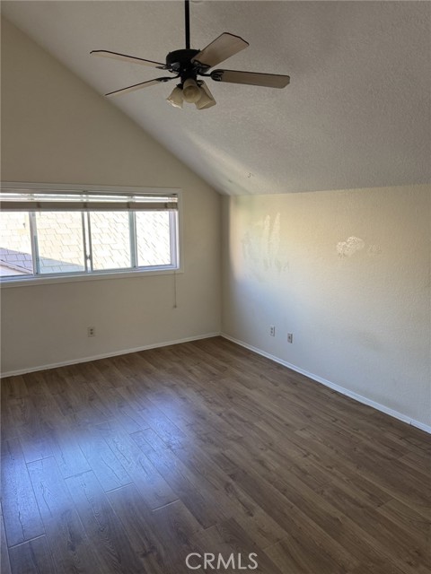 22081 Broken Bow Drive, Lake Forest CA: https://media.crmls.org/medias/e25f561c-7e80-453d-9717-8898b4abfe58.jpg