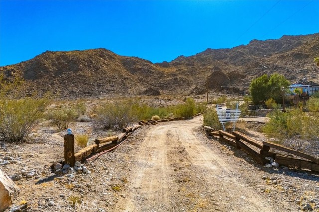 Detail Gallery Image 21 of 71 For 73925 Eagle Ln, Twentynine Palms,  CA 92277 - 3 Beds | 2 Baths