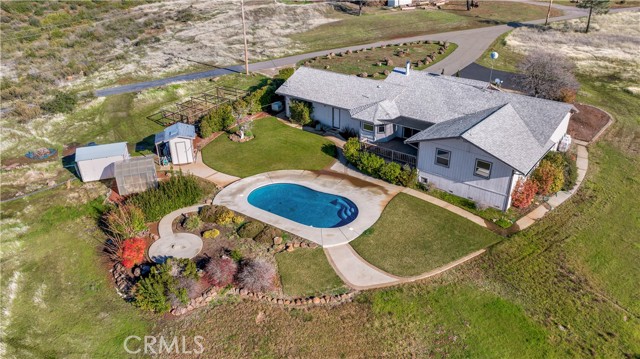 3070 Royal Meadow Lane, Paradise CA: https://media.crmls.org/medias/e25fecff-d665-4d23-93f3-0560e03ce49a.jpg