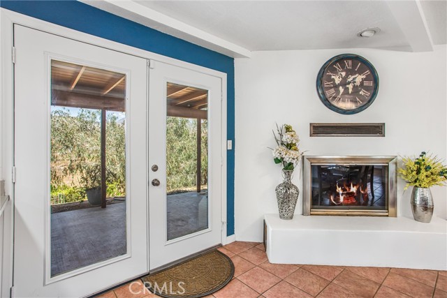 32272 Florida Avenue, Mentone CA: https://media.crmls.org/medias/e2609ea1-1fde-4389-a1f8-cfcbe82ad2f4.jpg
