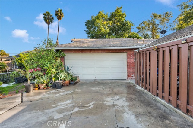 Detail Gallery Image 2 of 41 For 401 Dixford, La Puente,  CA 91744 - 3 Beds | 2 Baths