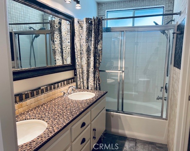 2 Maison, Aliso Viejo CA: https://media.crmls.org/medias/e261203a-910f-42b7-82fa-06288350be36.jpg