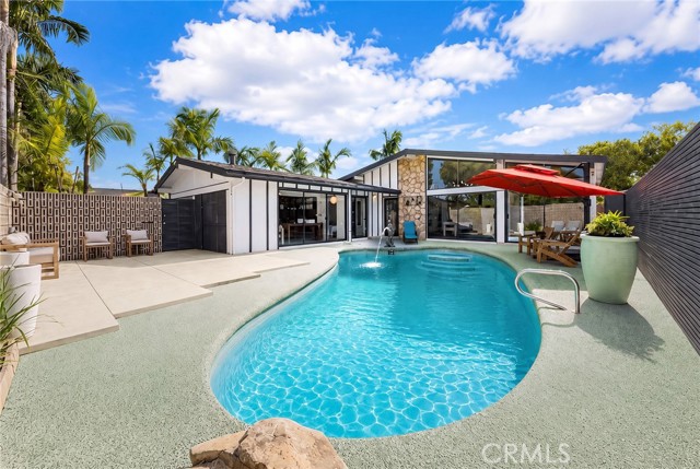Front Image Thumbnail for CRWS26171575