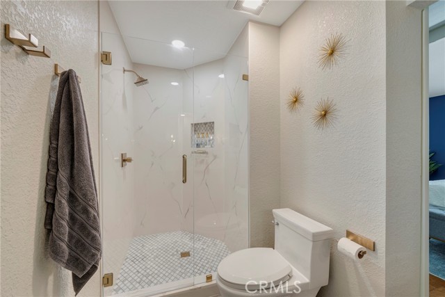 Detail Gallery Image 29 of 37 For 6060 East Summit Court, Anaheim Hills,  CA 92807 - 3 Beds | 2/1 Baths