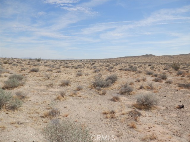 0 Holstead Road, Hinkley CA: https://media.crmls.org/medias/e2636a94-3d52-49f3-8b22-284d8a66d502.jpg