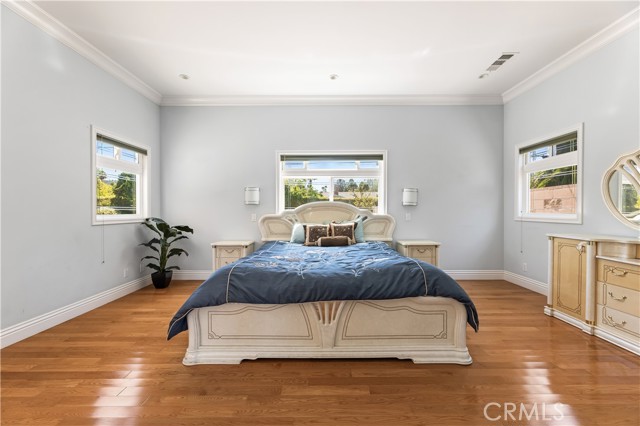 4811 Heaven Avenue, Woodland Hills CA: https://media.crmls.org/medias/e263a17e-446c-4a32-b363-784eb3938cb6.jpg