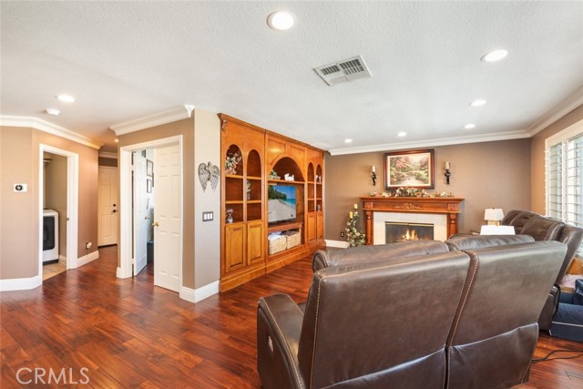 Detail Gallery Image 23 of 54 For 1141 Silver Eagle Cir, Corona,  CA 92881 - 4 Beds | 3 Baths